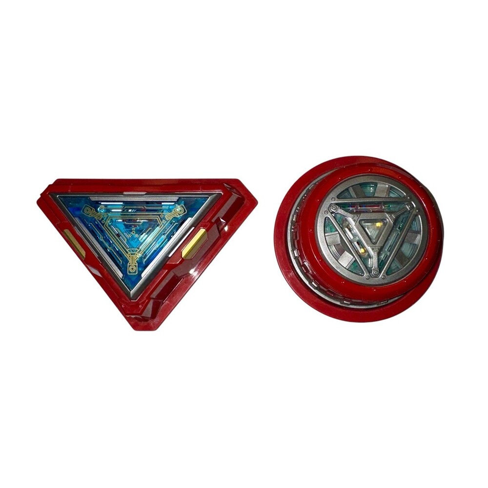 Marvel Iron Man 2 Arc Light Hasbro Attaches to Shirt Chest Avengers Toy 2010